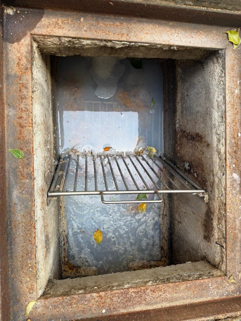 Caja de tratamiento de aguas